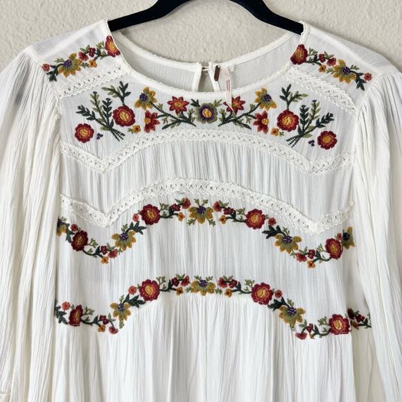 Free People Cream Pasadena Embroidered Ivory Mini Dress Size Small - Picture 4 of 9